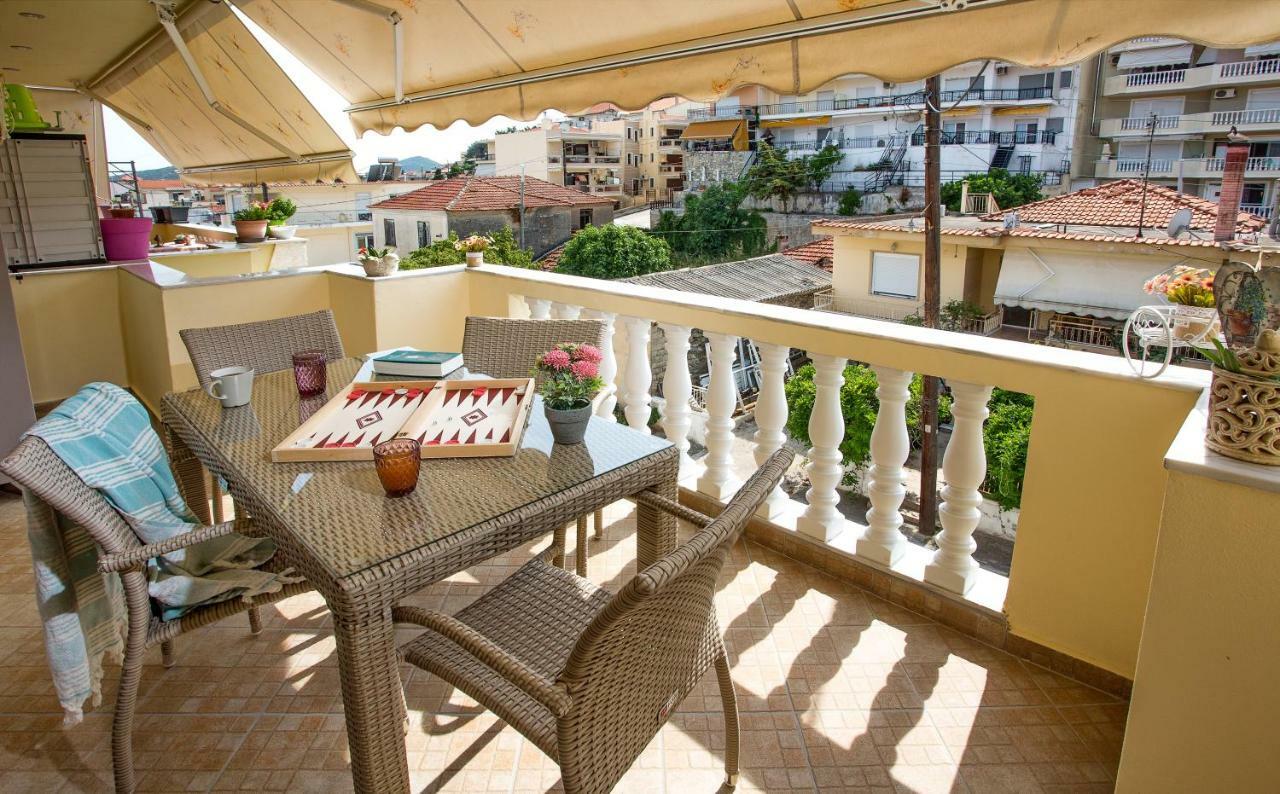 Holiday House Ioanna 2 - Loft Néa Péramos Esterno foto